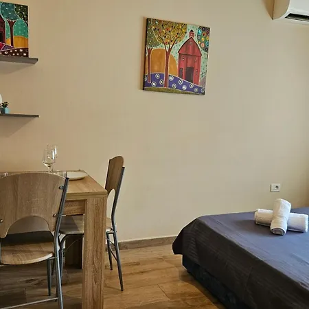 דירה Dua's טיראנה